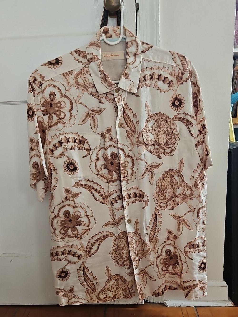 Tommy Bahama Cream and Brown Floral Short-Sleeve Button-Down Shirt